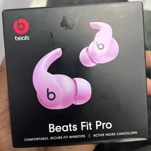 Brand new headphones only open to test it
